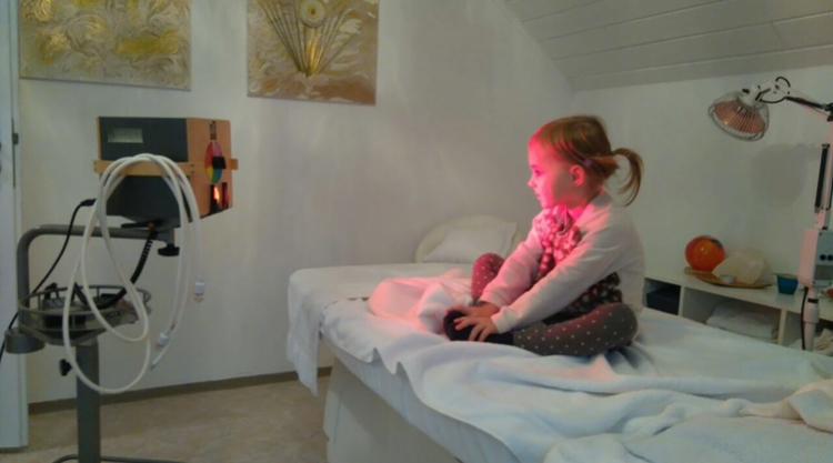 Farblichtbestrahlungen für Groß und Klein