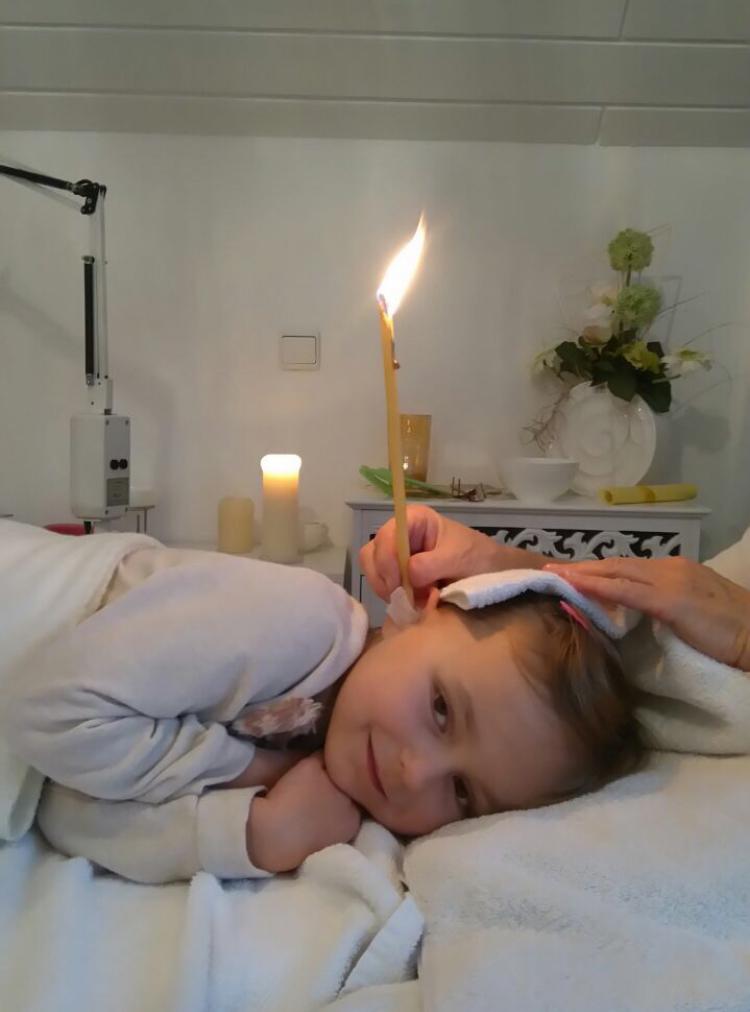 Ohrkerzenbehandlung